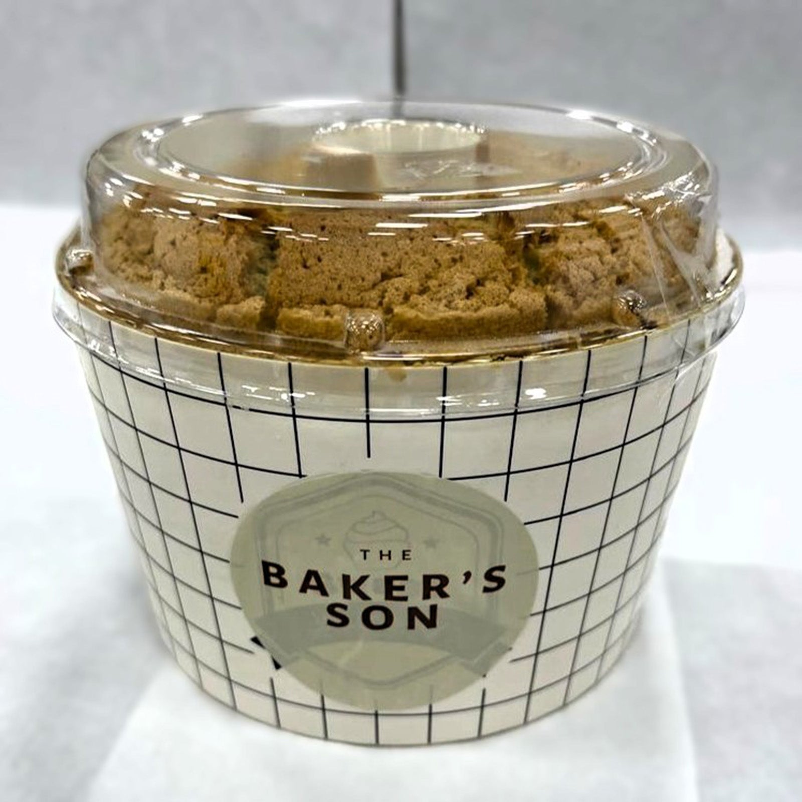 188912-1-B1_f284baa6-de12-48de-96ad-42301e3ca29a Chiffon Cake Pandan (Big) 1pack - Image 1